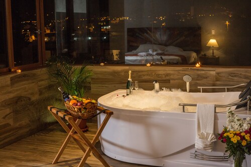 Ilalo Garden Hotel & Restaurant