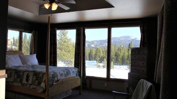 Classic Suite, Non Smoking, Kitchen (Lodge Suite) | Individually decorated, individually furnished, bed sheets