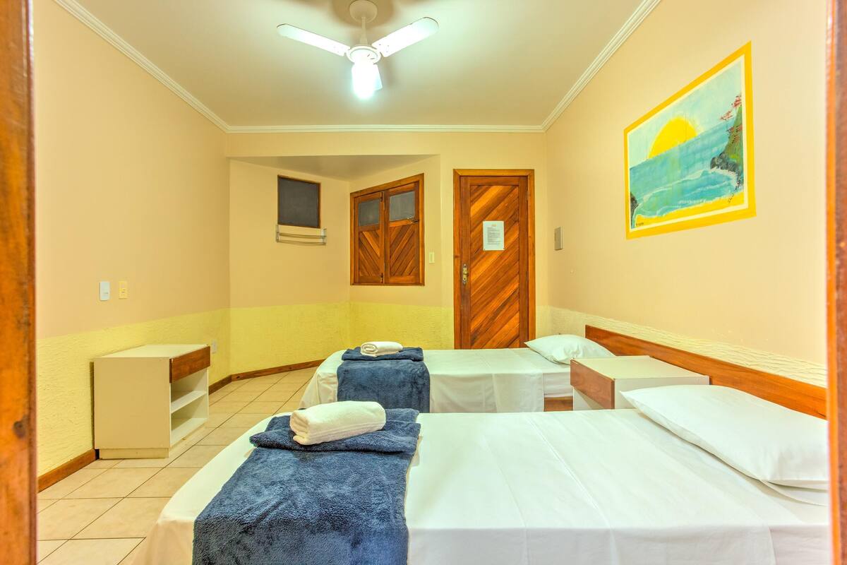 Minibar, soundproofing, WiFi (free)