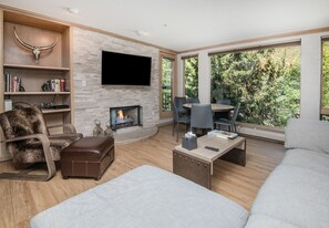 Condo, 2 Bedrooms | Living area | Smart TV - Gateway Plaza R4 2 Bedroom Condo by RedAwning (Vail)