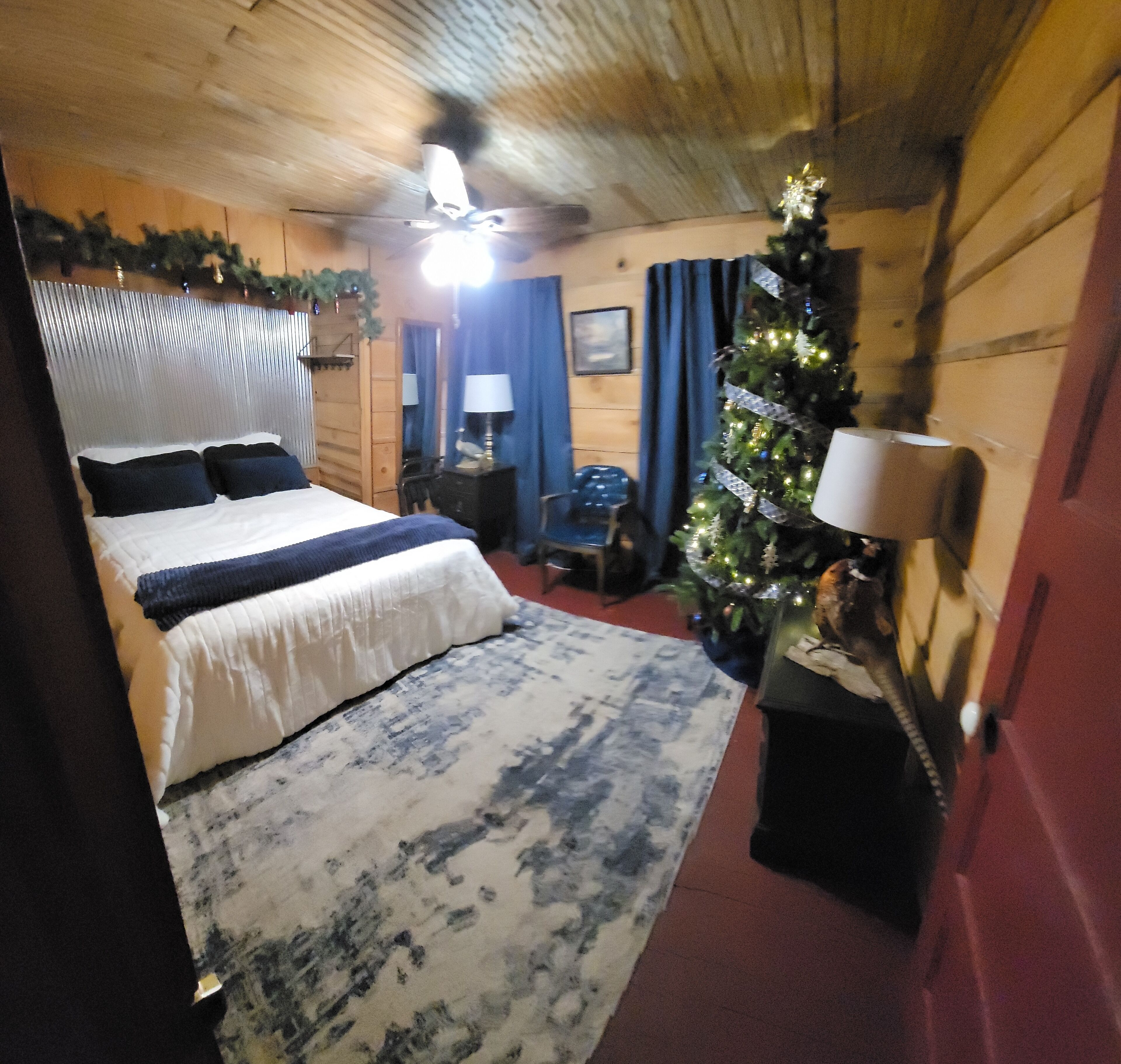 3 habitaciones, tabla de planchar con plancha y wifi gratis 