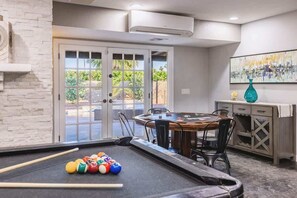Spielezimmer