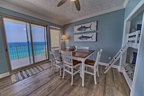 Condo, 2 Bedrooms | Dining