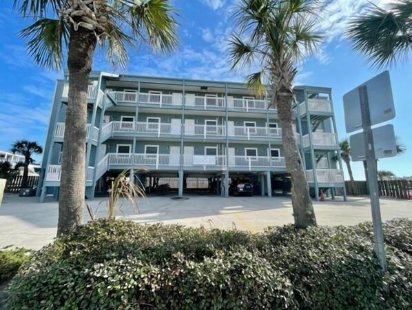 Condo, 1 Bedroom | Exterior