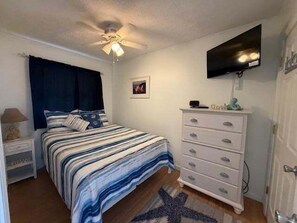 Condo, 1 Bedroom | 1 bedroom, iron/ironing board, free WiFi