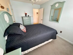 Condo, 2 Bedrooms