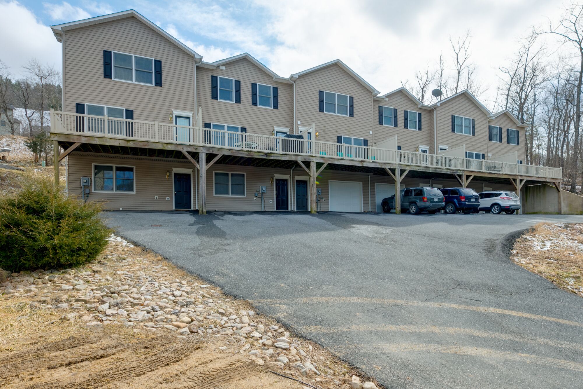 ★ Location, Location ★ Netflix ★ Balcony ★ Clean in Harrisonburg, United States