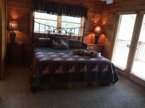 Cabin, 5 Bedrooms | 5 bedrooms - Spacious Party Hut Near Attractions by Redawning (Sevierville)