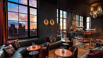 2 Bars/Lounges, Bar auf der Dachterrasse