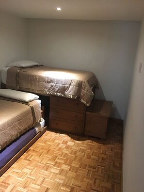 3 Schlafzimmer, Bügeleisen/Bügelbrett, Internetzugang