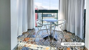 Deluxe Double Room, 1 Queen Bed | 起居区