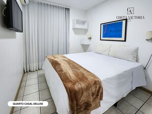 Deluxe Double Room, 1 Queen Bed | 1 bedroom, blackout drapes, free WiFi, bed sheets -  Costa Victoria Residence (Vitoria)