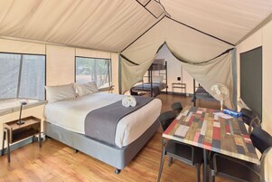 Modern Safari Tent | Soundproofing, bed sheets