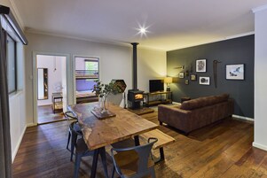 2 Bedroom Cabin | Living area