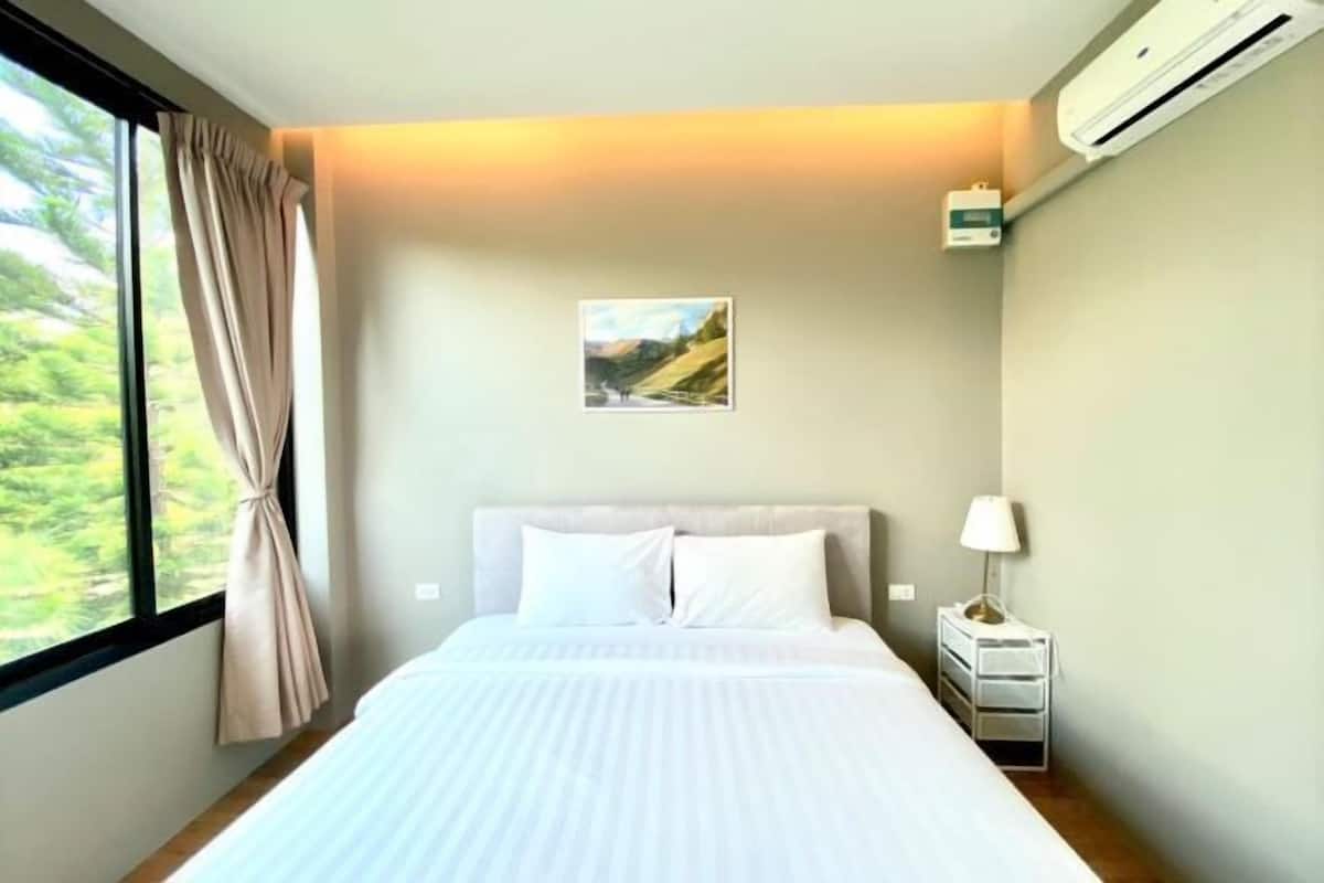Cortinas opacas y wifi gratis