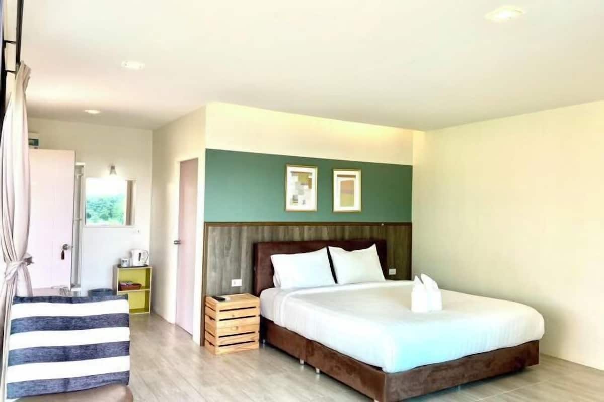 Cortinas opacas y wifi gratis