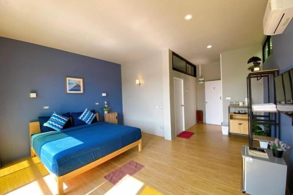 Cortinas opacas y wifi gratis