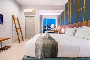 Deluxe Double Room  | City view - Hug Nimman Hotel (Chiang Mai)