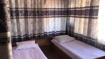 Standard Twin Room, Private Bathroom | Premium bedding, desk, soundproofing, free WiFi