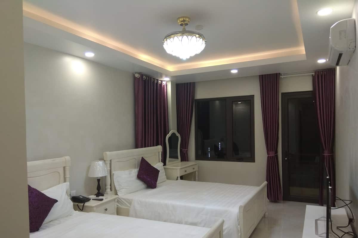 Phòng đôi Tiêu chuẩn, 1 giường cỡ queen | 1 phòng ngủ, minibar, màn/rèm cản sáng