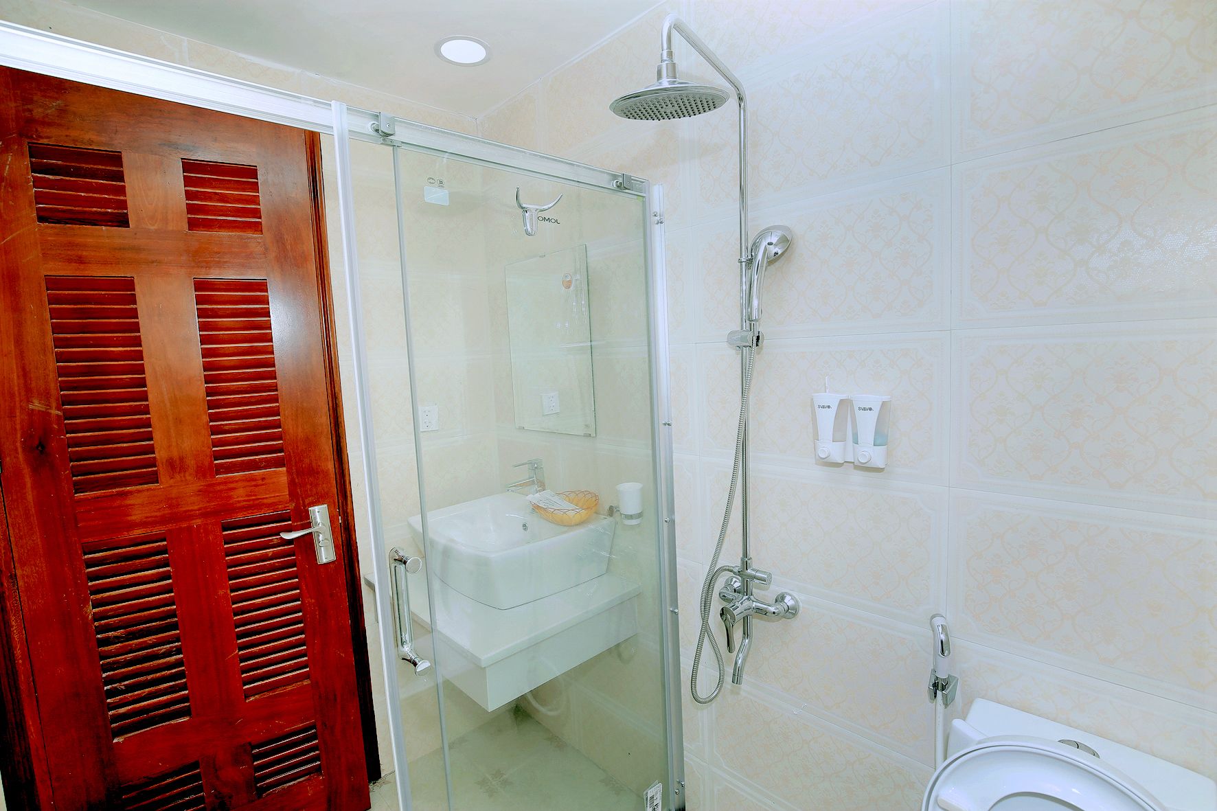 Quarto duplo luxo | 1 quarto, frigobar, cortinas blackout, Wi-Fi de cortesia