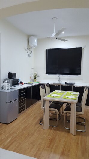 Superior Villa | Private kitchen | Fridge, stovetop, coffee/tea maker, electric kettle