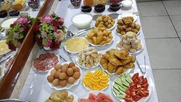 Desayuno buffet incluido todos los días