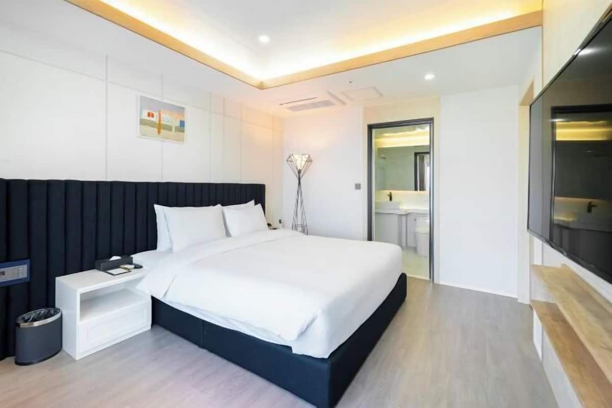 Ropa de cama de alta calidad y cortinas blackout