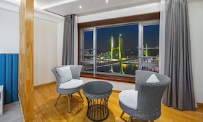 Presidential Suit Ocean1 (Free Swimming Pool Access / Lowest Price Purchase for Cruise & Art Land) | Premium bedding, blackout drapes, soundproofing, WiFi - Hotel Haven (Yeosu)