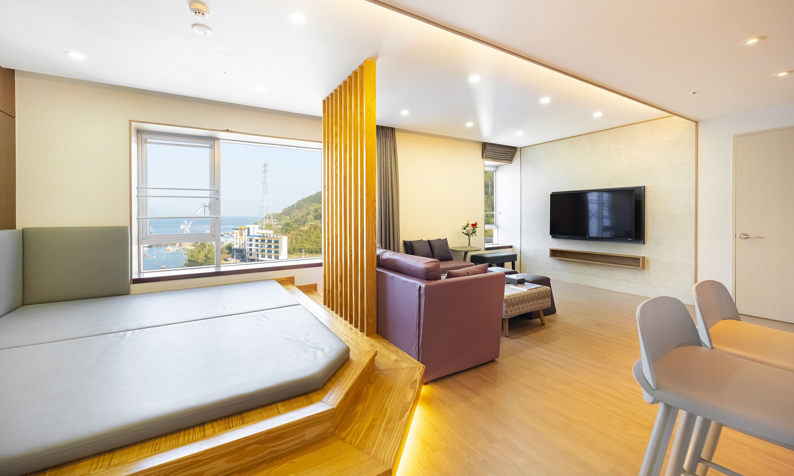 Presidential Suite Half Ocean 2(Free breakfast for 2, Free infinity pool, Cruise Special Discount) | Premium bedding, blackout drapes, soundproofing, WiFi