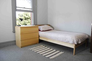 Free WiFi, bed sheets