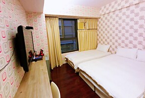 Kamar Triple Bisnis, 1 kamar tidur | Tirai kedap cahaya, kedap suara, Wi-Fi gratis, dan seprai linen
