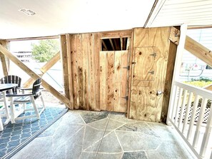 Outdoor dining - 5 By The Sea (Surfside Beach)