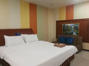 Standard Double Room | Rollaway beds, free WiFi - Reurn Thai Resort Ratchaburi (Damnoen Saduak)