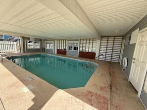 Piscine couverte, piscine chauffée