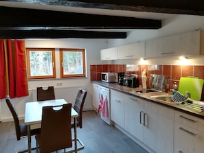 Family Suite | Private kitchen