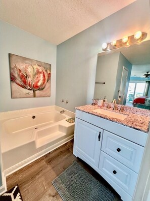 Shower - Colony IV 301 (Surfside Beach)