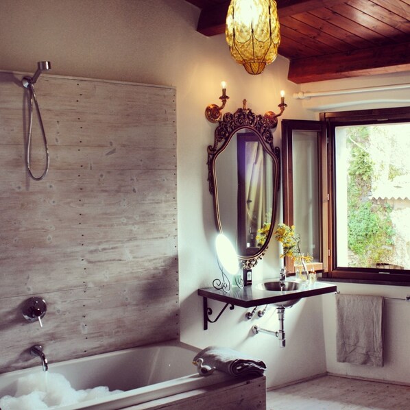 Double Room, Terrace, Annex Building | Bathroom