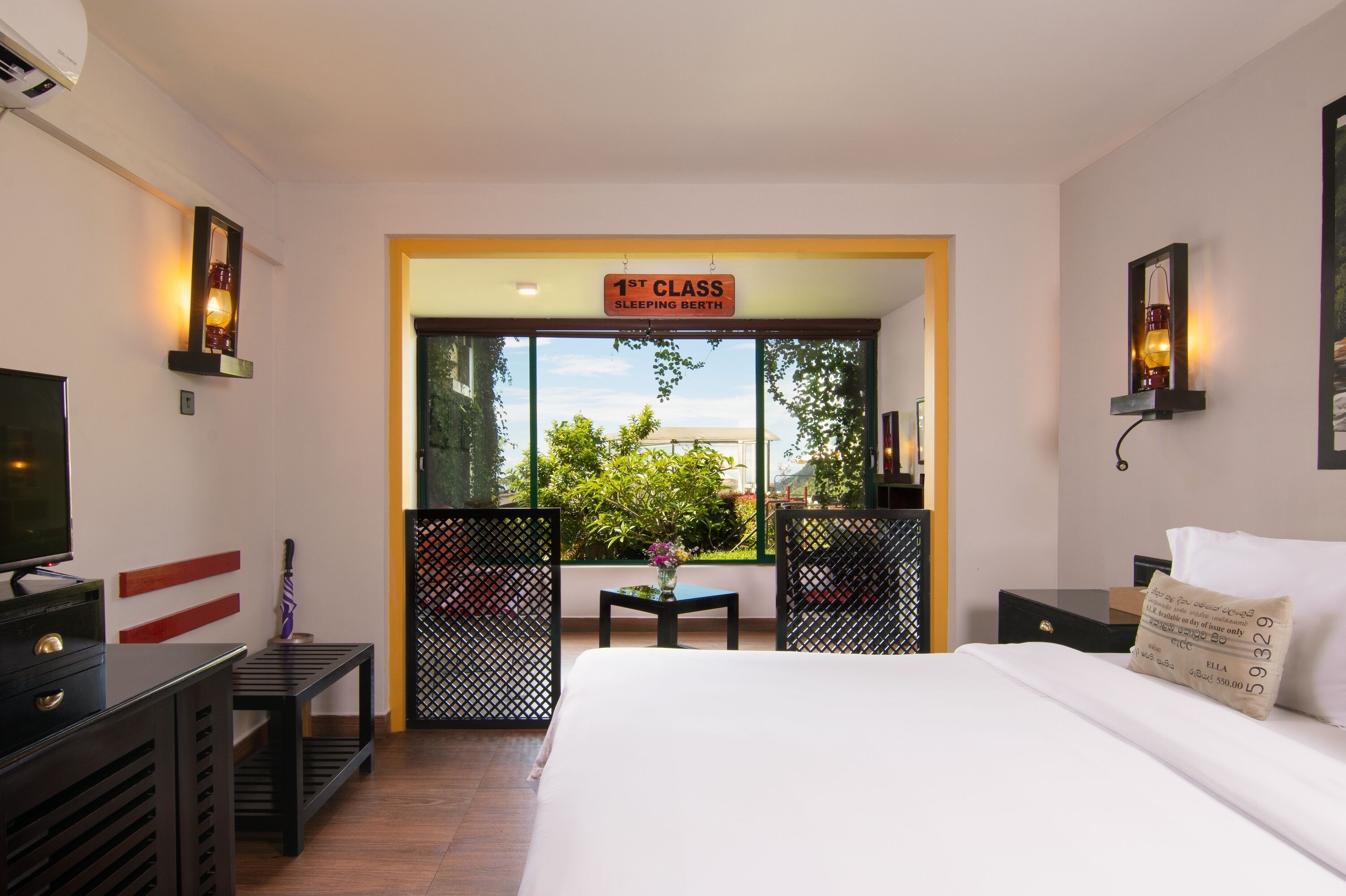 premier room, air conditioning, mountain view | terrace/patio