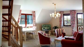 Apartment, 1 Bedroom (Nr. 7) | Desk, soundproofing, free WiFi, bed sheets