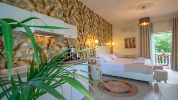 Luxury Double Room, 1 King Bed | Individually decorated, iron/ironing board, free WiFi, bed sheets