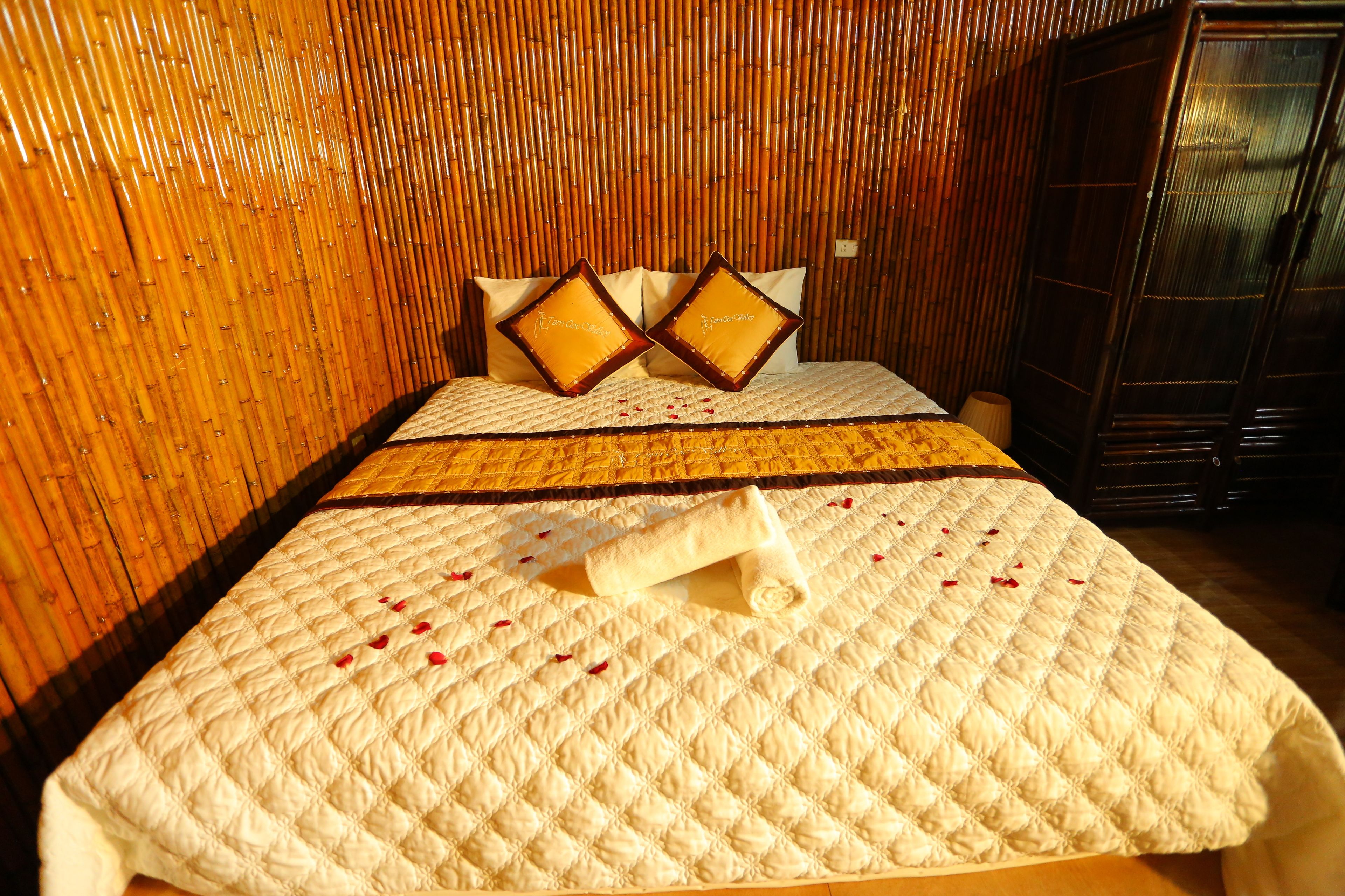 double room | minibar, in-room safe, desk, soundproofing