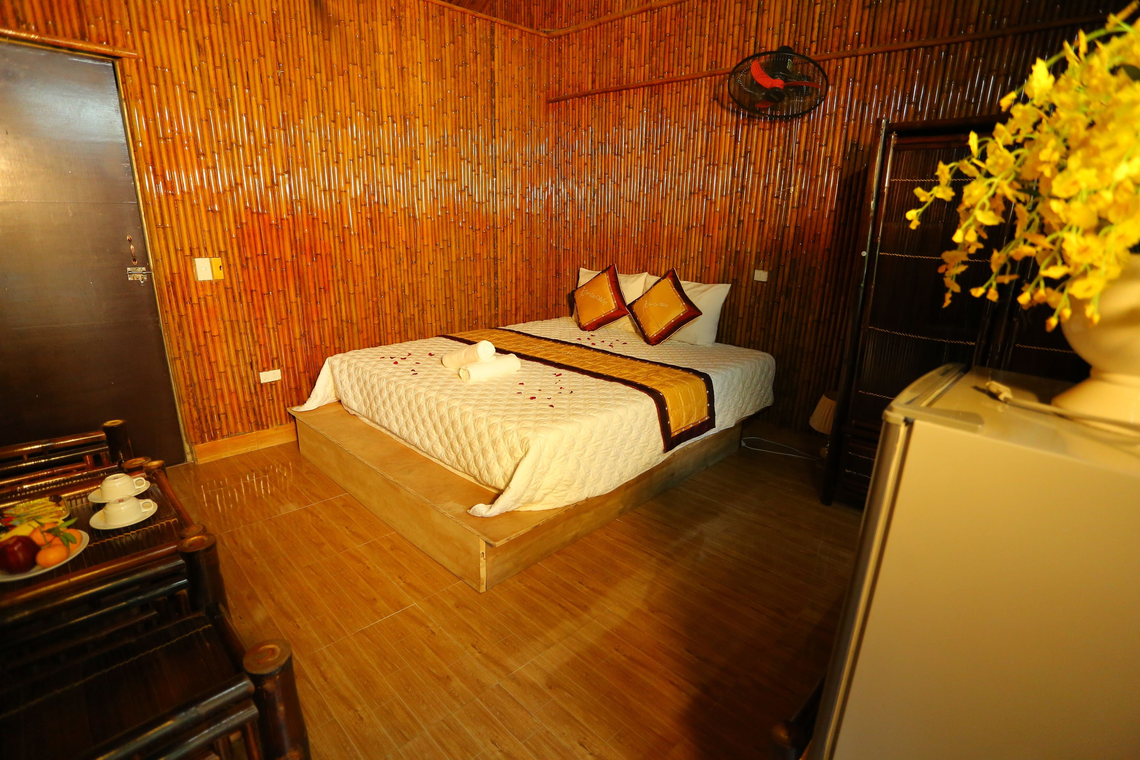 double room | minibar, in-room safe, desk, soundproofing