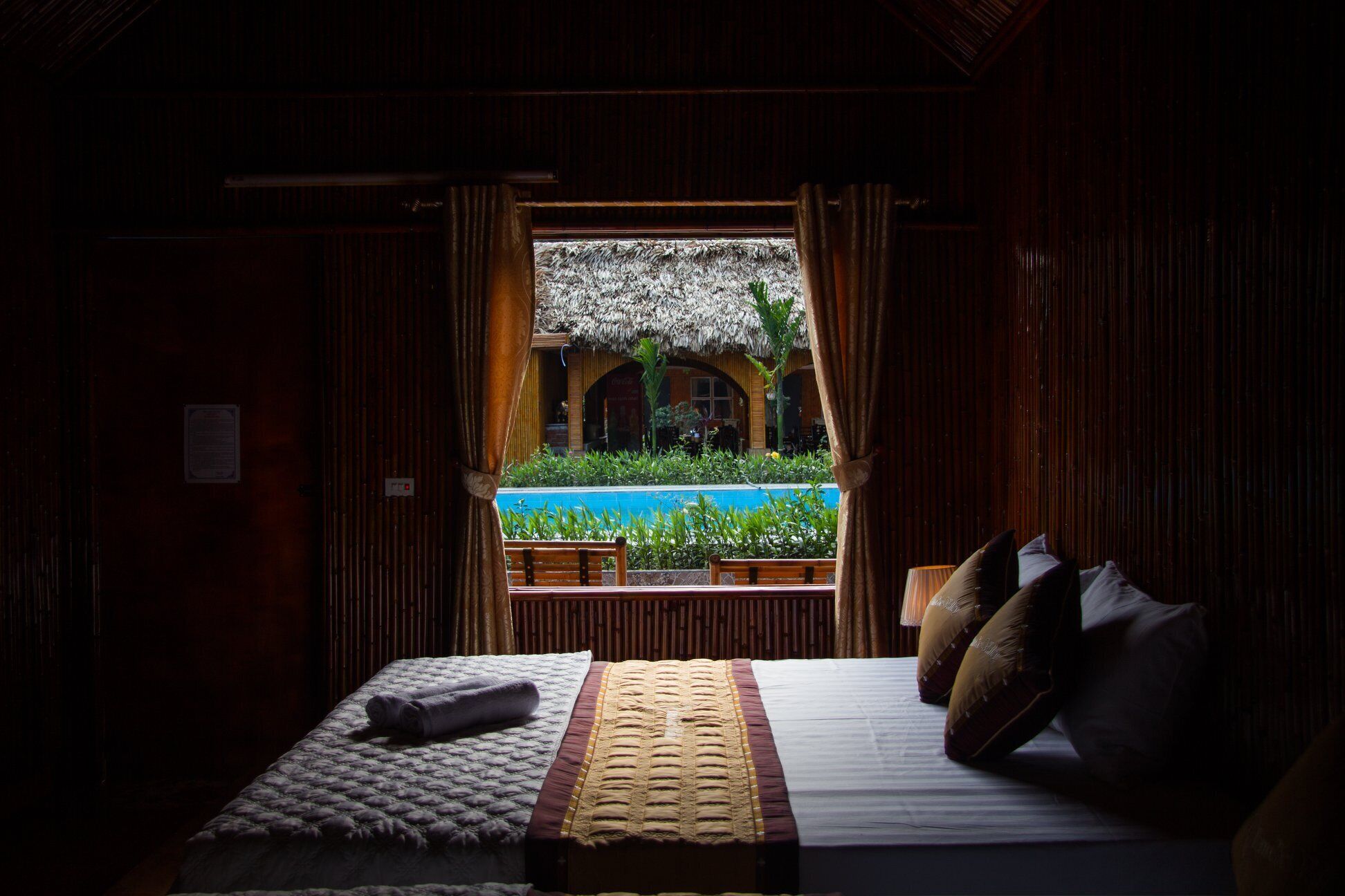 double room | minibar, in-room safe, desk, soundproofing