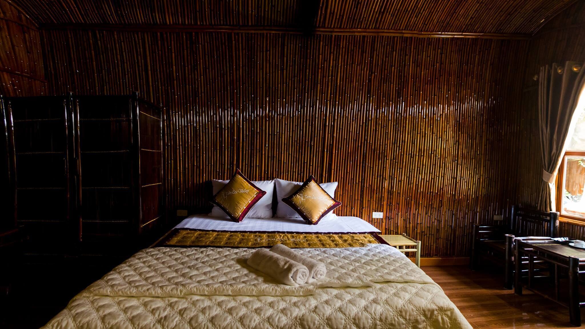 double room | minibar, in-room safe, desk, soundproofing