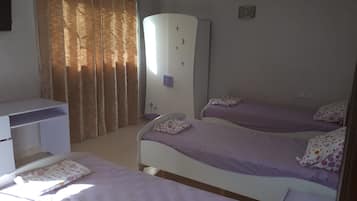 Villa, 5 Bedrooms | 5 bedrooms, blackout curtains, iron/ironing board, free WiFi