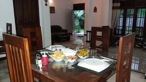 Unclassified image, 5 of 22, button - Walawa family villa (Udawalawa)