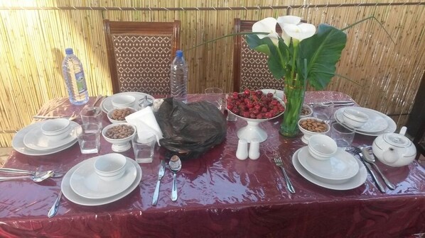 Breakfast meal