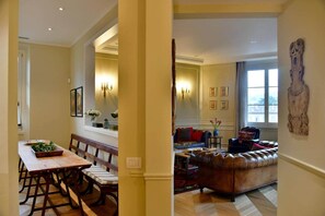 Interior - Luxury Suite Apartment of 200sqm with terrace (Firenze)