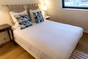 1 bedroom, iron/ironing board, WiFi, bed sheets - Coquelicot | Delightful 1 Bedroom Apt near Eiffel Tower (Paris)